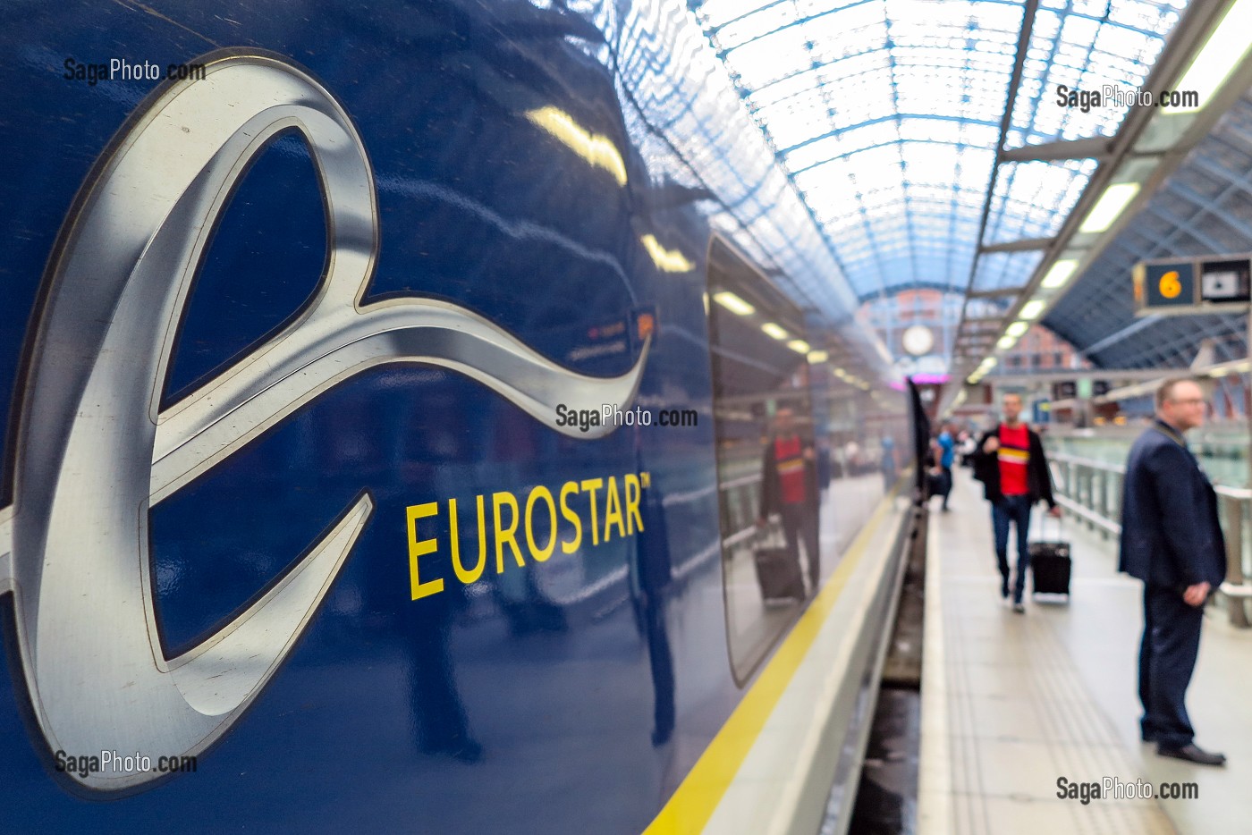 TRAIN EUROSTAR, GARE DE SAINT-PANCRAS, LONDRES, GRANDE-BRETAGNE, EUROPE 