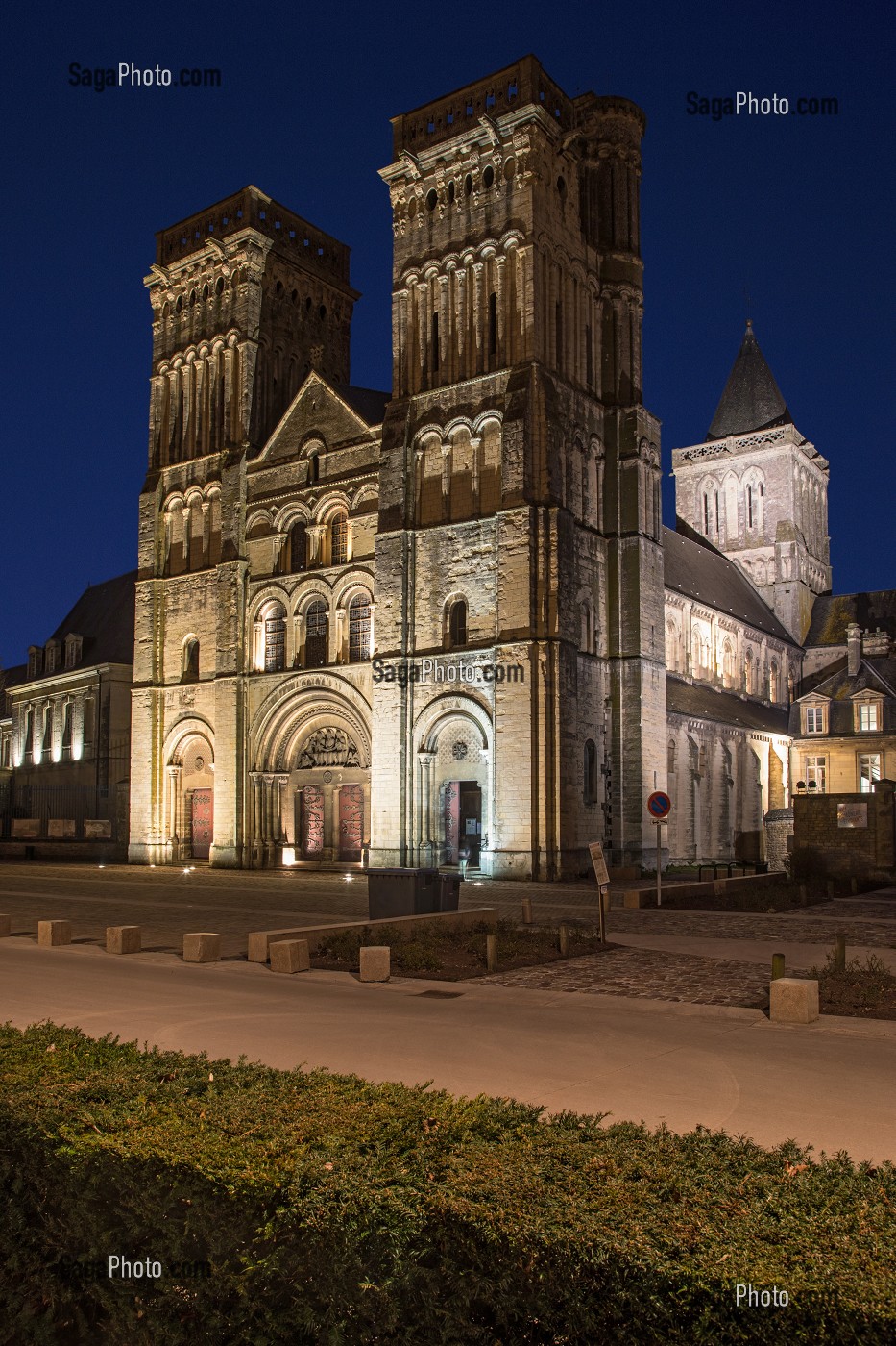 EGLISE ABBATIALE DE LA TRINITE DE NUIT, ABBAYE AUX DAMES FONDEE AU XI EME SIECLE PAR LA REINE MATHILDE DE FLANDRE EPOUSE DE GUILLAUME LE CONQUERANT, CAEN (14), FRANCE 