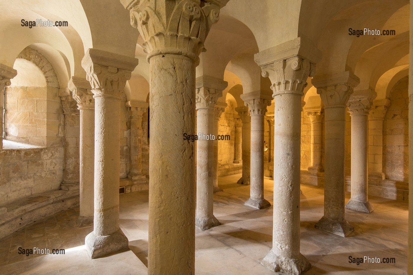 CRYPTE, ABBAYE AUX DAMES FONDEE AU XI EME SIECLE PAR LA REINE MATHILDE DE FLANDRE EPOUSE DE GUILLAUME LE CONQUERANT, CAEN (14), FRANCE 
