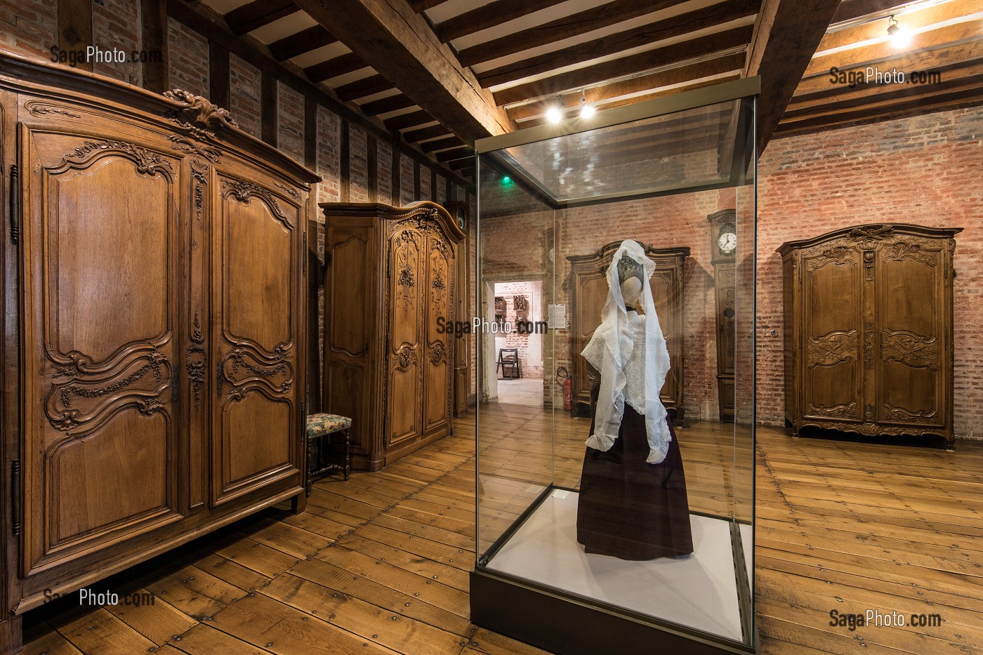 SALLE DES ARMOIRES DU XVIII EME SIECLE, CHATEAU DE MARTAINVILLE DU XV EME SIECLE, MARTAINVILLE-EPREVILLE (76), FRANCE 