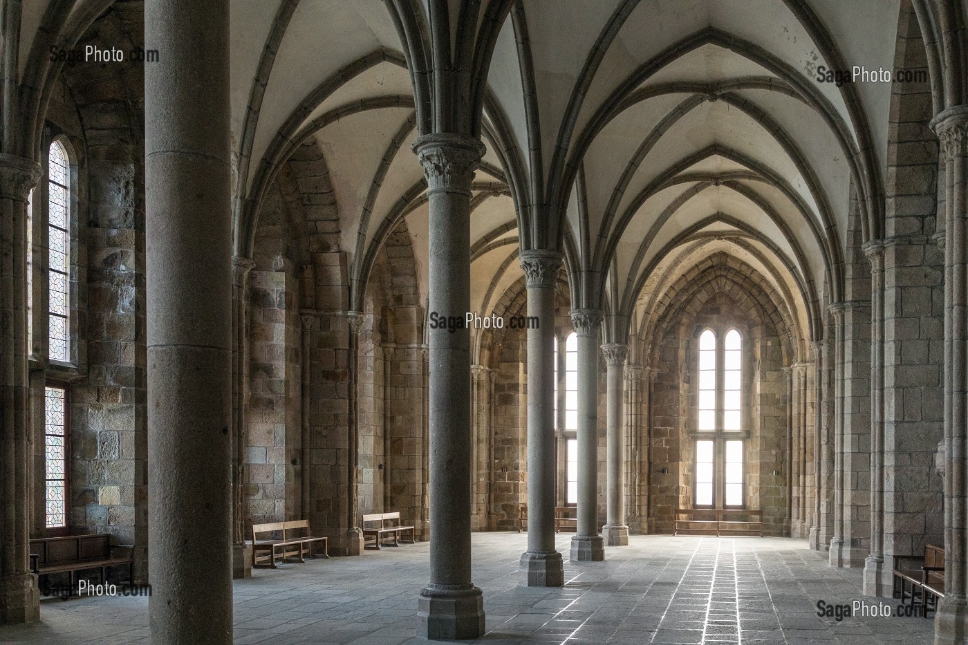 LA SALLE DES HOTES DU XII EME SIECLE, ABBAYE DU MONT-SAINT-MICHEL (50), FRANCE 