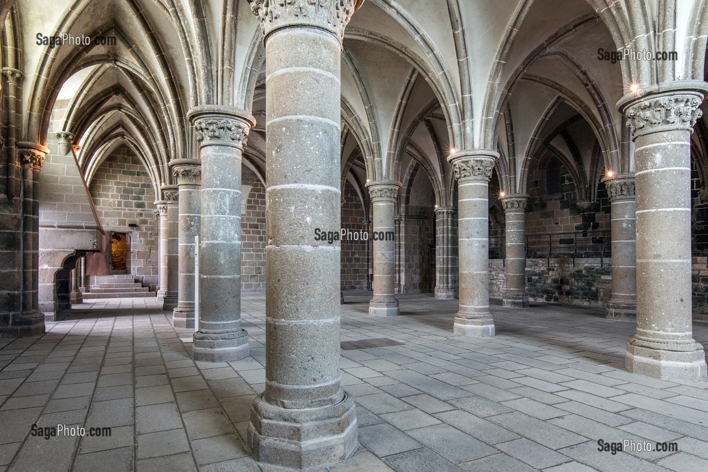 LA SALLE DES CHEVALIERS DU XIII EME SIECLE, ABBAYE DU MONT-SAINT-MICHEL (50), FRANCE 