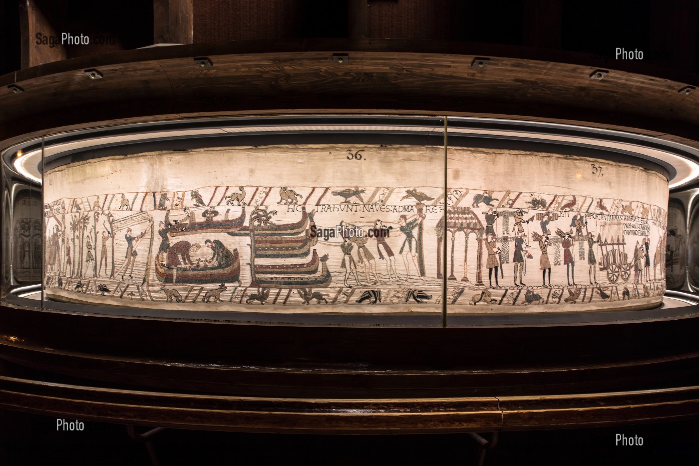 TAPISSERIE DE BAYEUX (1077), RELATANT LA L'EPOPEE D'HAROLD DE RETOUR EN NORMANDIE EN 1066 JUSQU'A SA MORT, TUE PAR GUILLAUME LE CONQUERANT A LA BATAILLE D'HASTINGS EN 1066, INSCRITE AU REGISTRE MEMOIRE DU MONDE PAR L'UNESCO, BAYEUX (14), FRANCE 