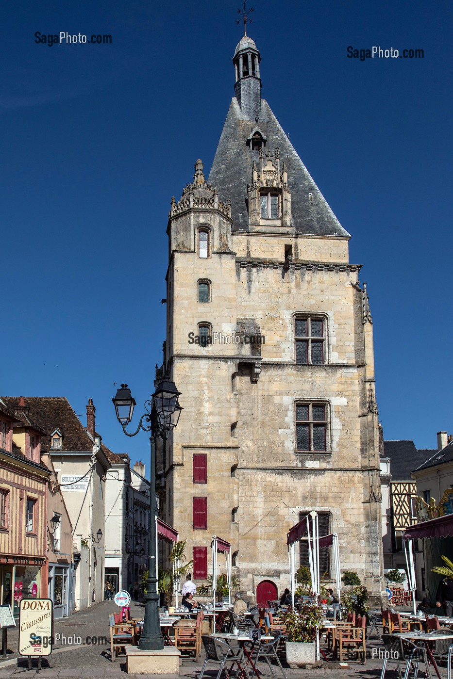 BEFFROI, ANCIEN HOTEL DE VILLE DU XVI EME SIECLE FINI EN 1537, VILLE DE DREUX, EURE-ET-LOIR (28), FRANCE 