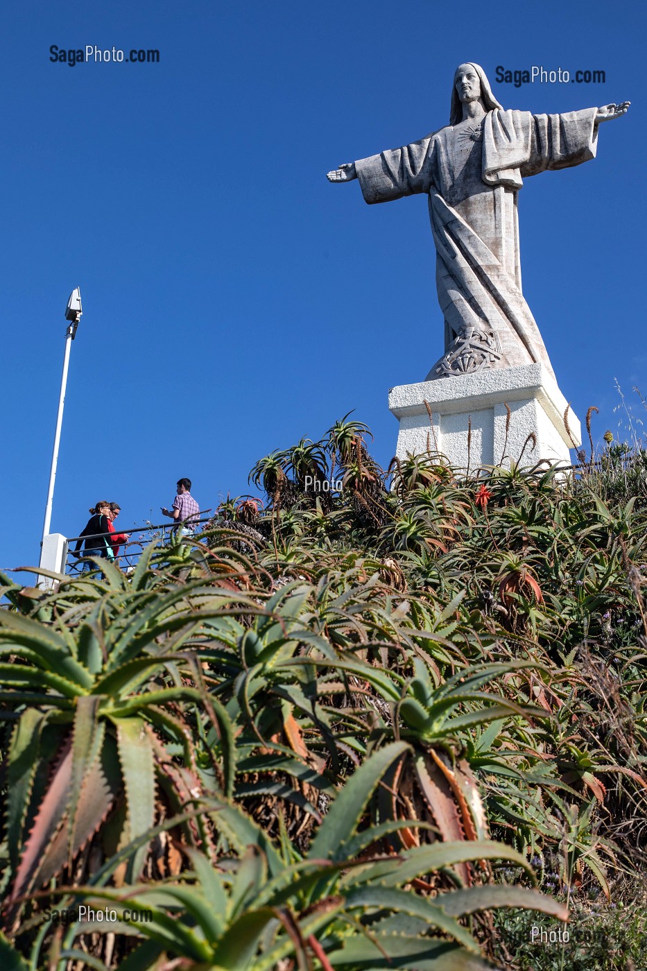 STATUE DU CHRIST-ROI DE GARAJAU, ILE DE MADERE, PORTUGAL 