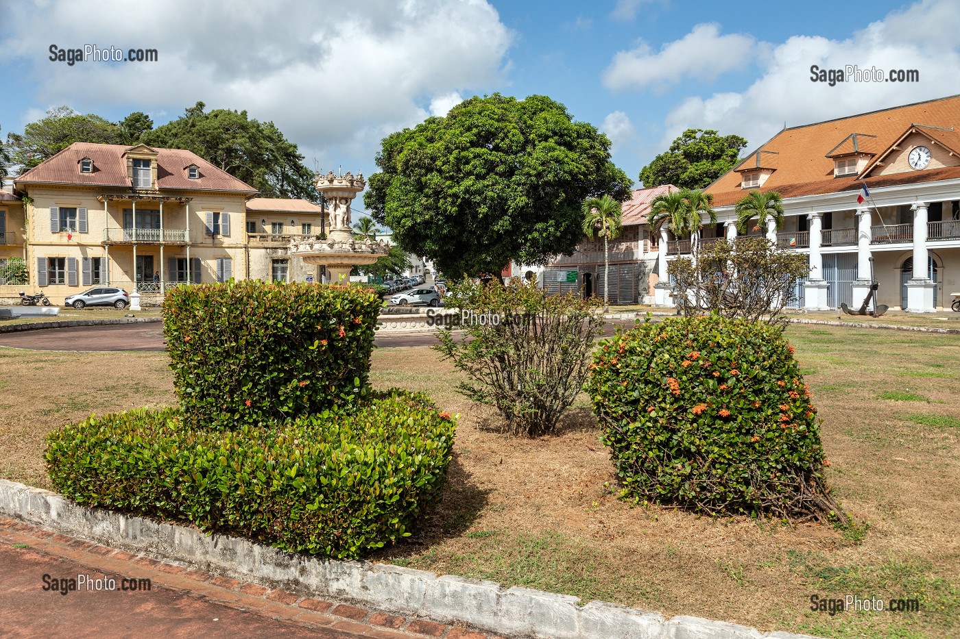 RECTORAT DE L'ACADEMIE ET PREFECTURE DE CAYENNE, PLACE LEOPOLD HEDER, GUYANE FRANCAISE, DEPARTEMENT-REGION D'OUTRE-MER, AMERIQUE DU SUD, FRANCE 