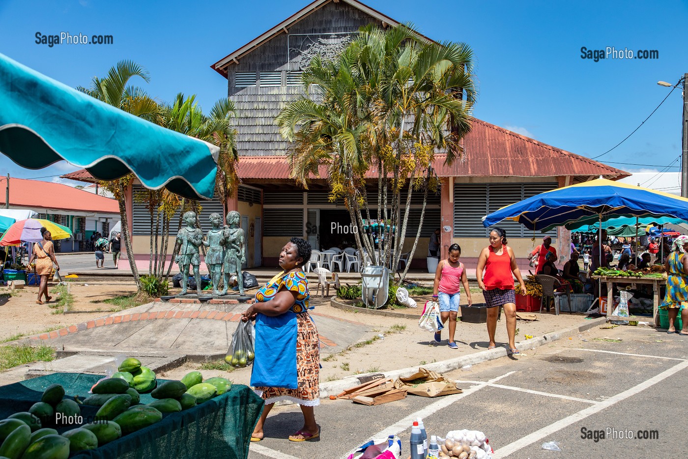 MARCHE DE SAINT-LAURENT DU MARONI, GUYANE FRANCAISE, DEPARTEMENT-REGION D'OUTRE-MER, AMERIQUE DU SUD, FRANCE 