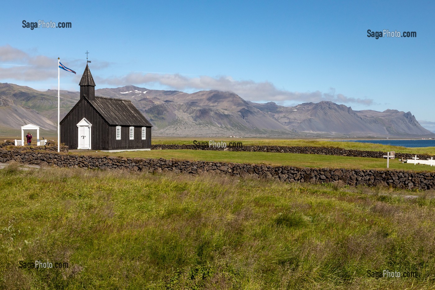 EGLISE EN BOIS NOIR DE BUDIR, PRESQU'ILE VOLCANIQUE DE GRUNDARFJORDUR, PENINSULE DE SNAEFFELSNES, ISLANDE 