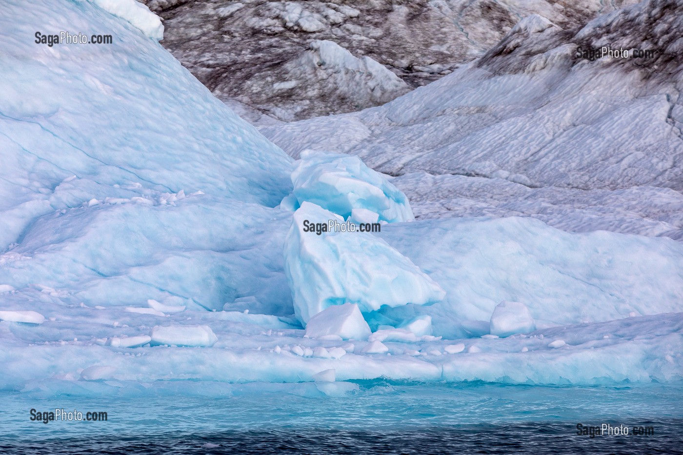 DETAIL D'UN ICEBERG, FJORD DE GLACE DE SERMERMIUT, ILULISSAT GROENLAND, DANEMARK 