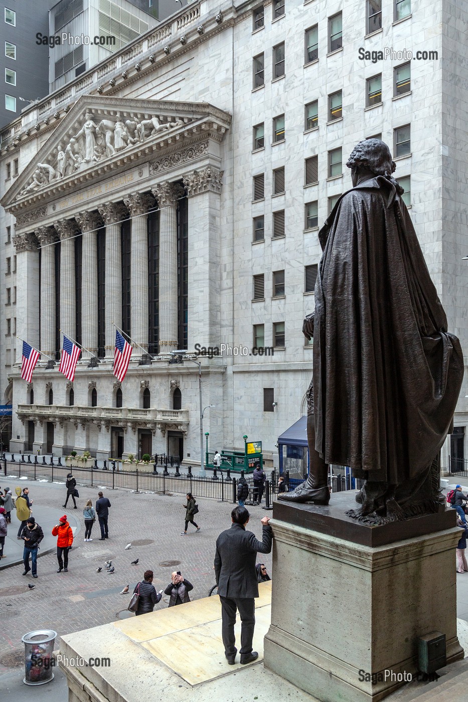 STATUE DE GEORGE WASHINGTON (1732-1799), PREMIER PRESIDENT DES ETATS-UNIS DEVANT LA BOURSE DE WALL STREET (NEW YORK STOCK EXCHANGE), MANHATTAN, NEW-YORK, ETATS-UNIS, USA 