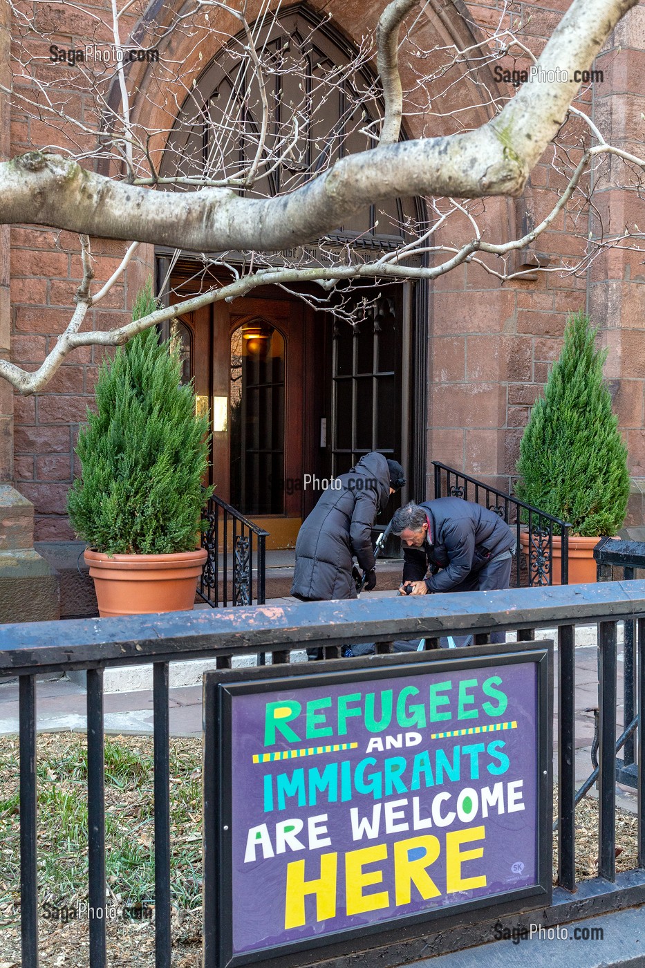 ACCUEIL DE IMMIGRANTS ET DE REFUGIES, EGLISE DE L'ASCENSION (CHURCH OF THE ASCENSION, 11TH STREET, MANHATTAN, NEW-YORK, ETATS-UNIS, USA 