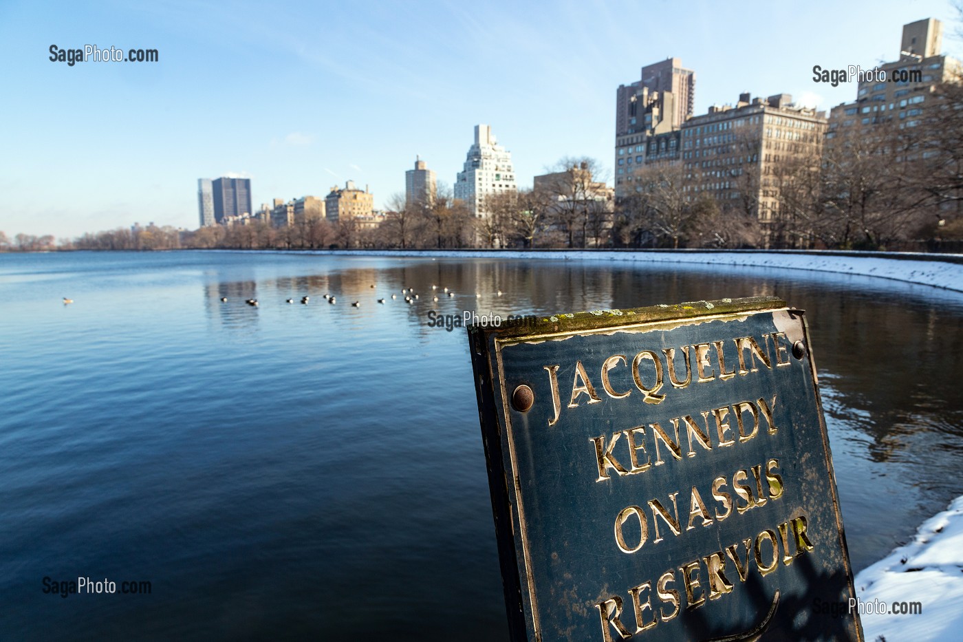 LE RESERVOIR D'EAU JACQUELINE KENNEDY ONASSIS, CENTRAL PARK, MANHATTAN, NEW-YORK, ETATS-UNIS, USA 