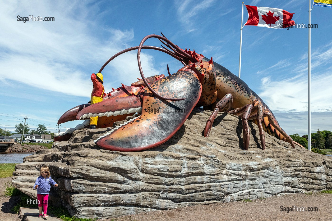 PLUS GROS HOMARD DU MONDE AVEC 11 METRES DE LONG POUR 90 TONNES, SHEDIAC, CAPITALE MONDIALE DU HOMARD, NOUVEAU-BRUNSWICK, CANADA, AMERIQUE DU NORD 