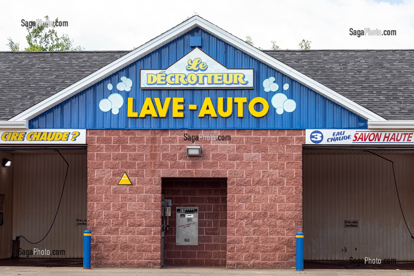 LAVE AUTO, LE DECROTEUR, EXPRESSION QUEBECOISE, SHEDIAC, CAPITALE MONDIALE DU HOMARD, NOUVEAU-BRUNSWICK, CANADA, AMERIQUE DU NORD 