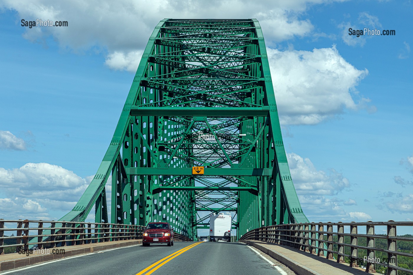 PONT DE 1180 MÈTRES AU DESSUS DE LA RIVIERE, MIRACHIMI, NOUVEAU-BRUNSWICK, CANADA, AMERIQUE DU NORD 