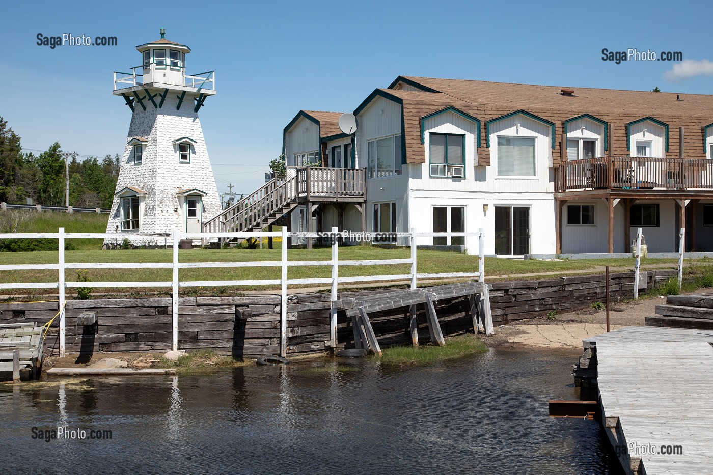 MOULIN ANCIEN AU BORD DE LA RIVIERE BIG TRACADIE, TRACADIE-SHEILA, NOUVEAU-BRUNSWICK, CANADA, AMERIQUE DU NORD 