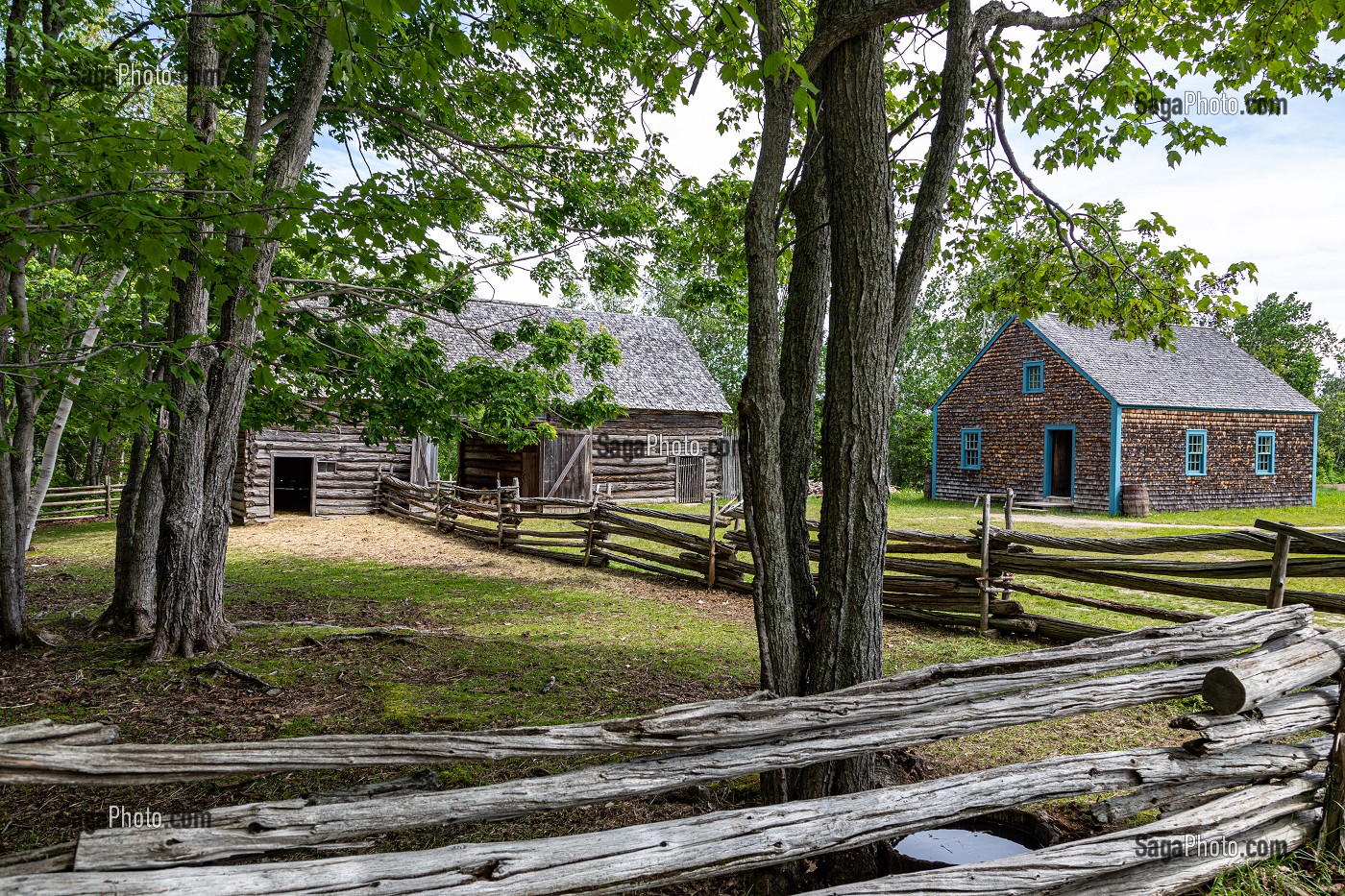 FERME ET MAISON CYR DE 1852, VILLAGE HISTORIQUE ACADIEN, BERTRAND, NOUVEAU-BRUNSWICK, CANADA, AMERIQUE DU NORD 