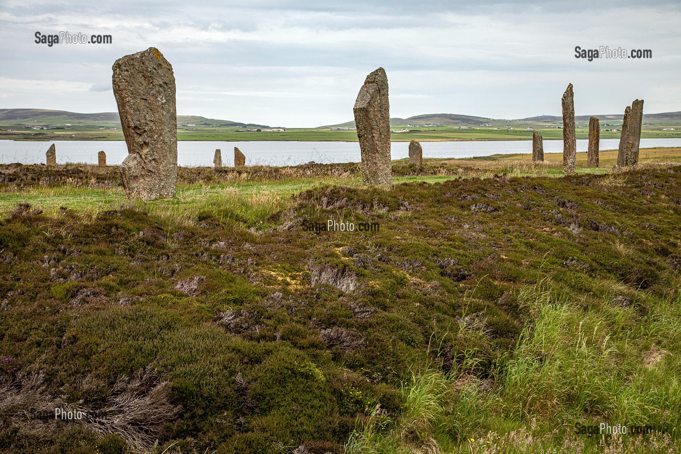 CERCLE DE BRODGAR D'UN DIAMETRE DE 104 METRES, ANNEAU MYSTERIEUX DE MEGALITHES, STROMNESS, ARCHIPEL DES ORCADES, ECOSSE, ROYAUME-UNI, EUROPE 