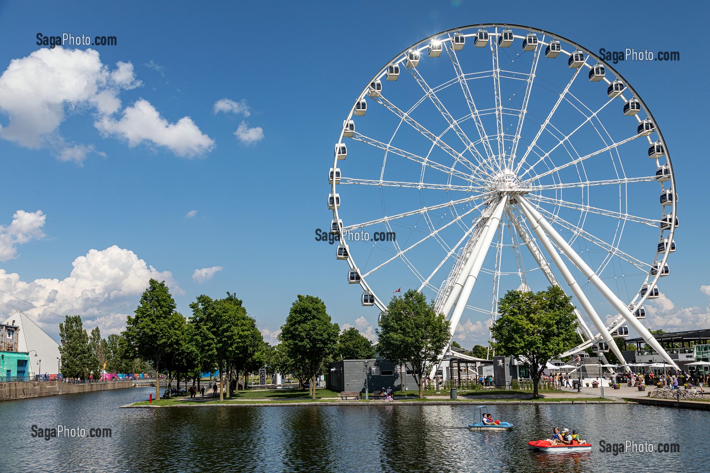 LA GRANDE ROUE SUR LE BASSIN BON SECOURS, PROMENADE DU VIEUX PORT, MONTREAL, QUEBEC, CANADA 