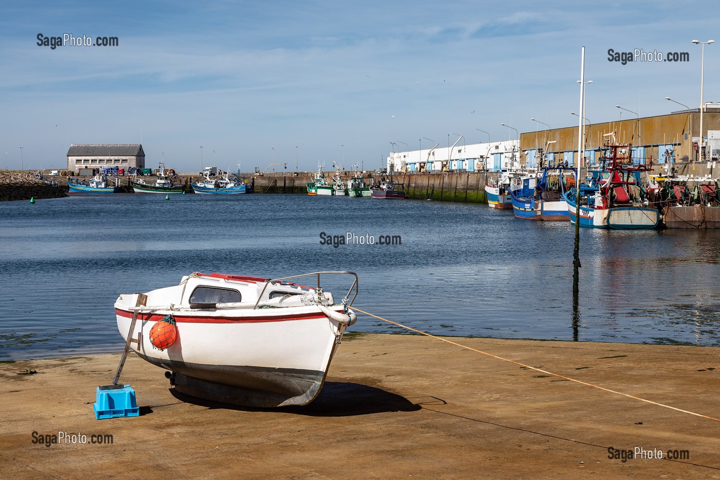 PORT DE SAINT-GUENOLE, PENMARCH, FINISTERE, BRETAGNE, FRANCE 