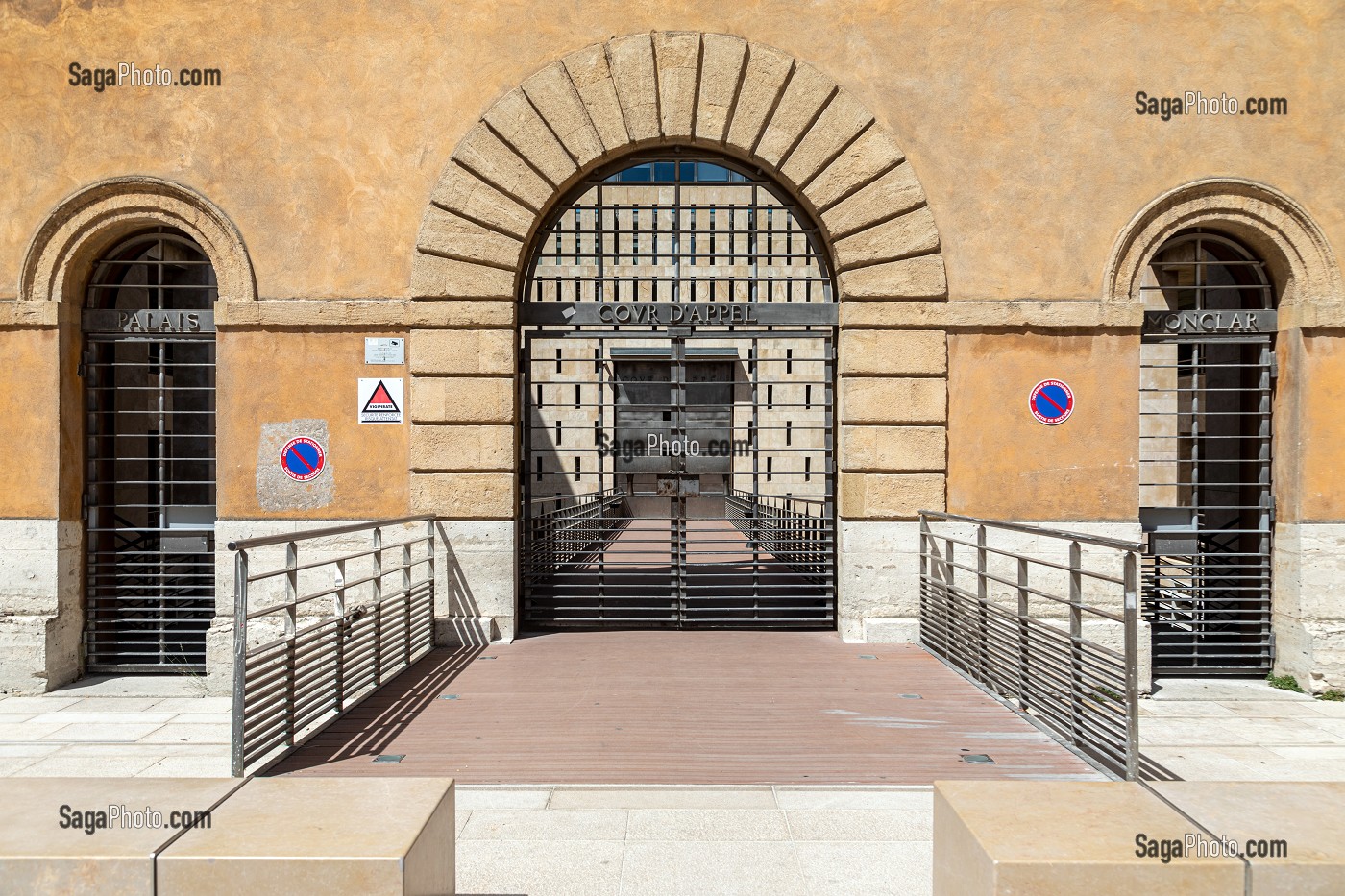 COUR D'APPEL, RUE MONTCLAR, AIX-EN-PROVENCE, BOUCHES-DU RHONE, FRANCE 