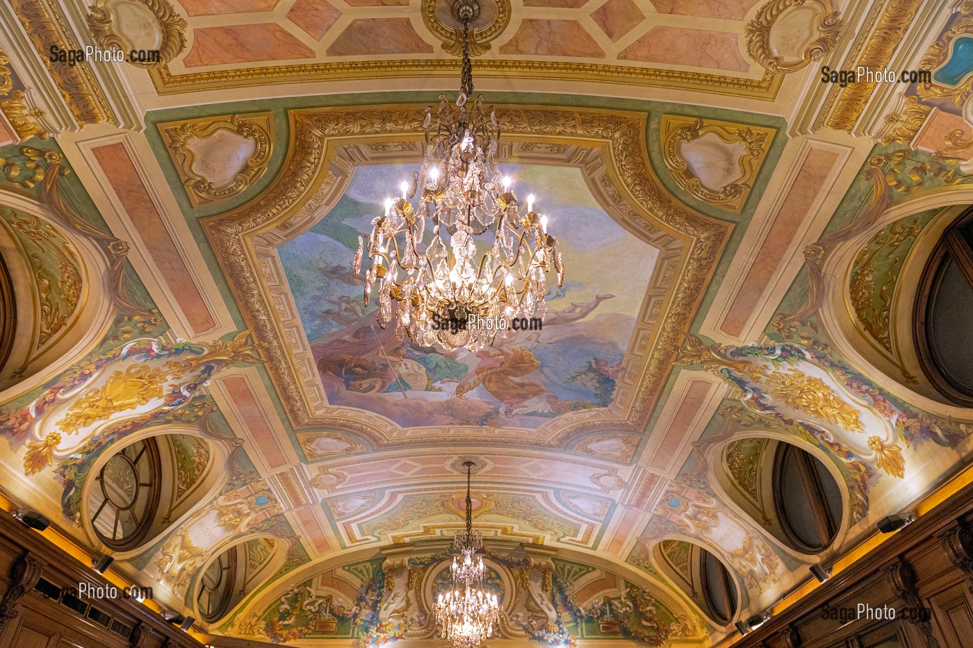 PLAFOND PEINT DE LA CHAMBRE DE COMMERCE ET D'INDUSTRIE (CCI), LILLE, NORD, FRANCE 