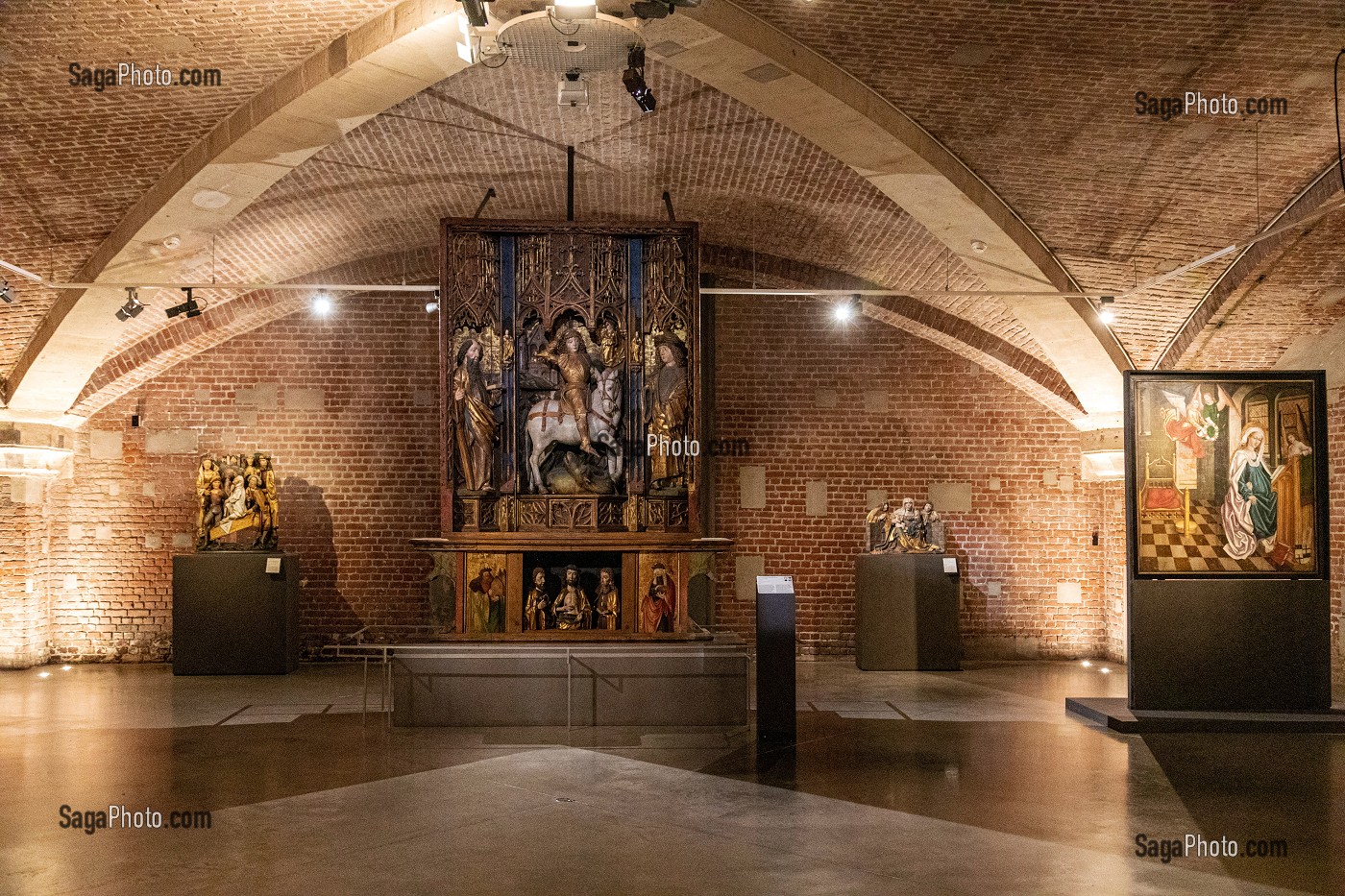 RETABLE DE SAINT-GEORGES VERS 1480-90, BRUNECK, PALAIS DES BEAUX-ARTS, LILLE, NORD, FRANCE 