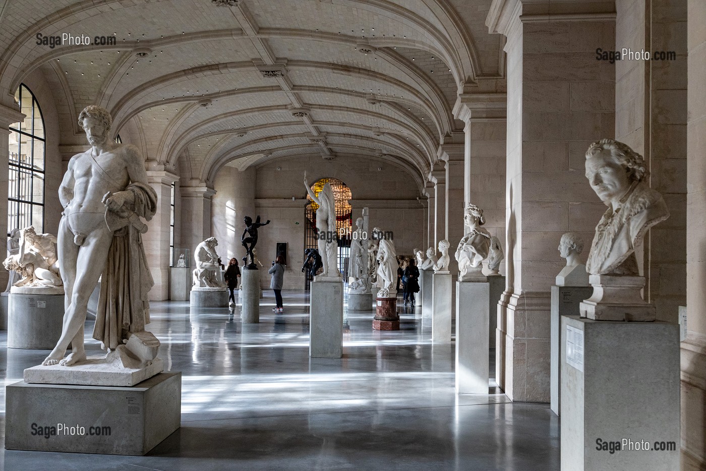 SALLE DES SCULPTURES DU XIX EME SIECLE, PALAIS DES BEAUX-ARTS, LILLE, NORD, FRANCE 