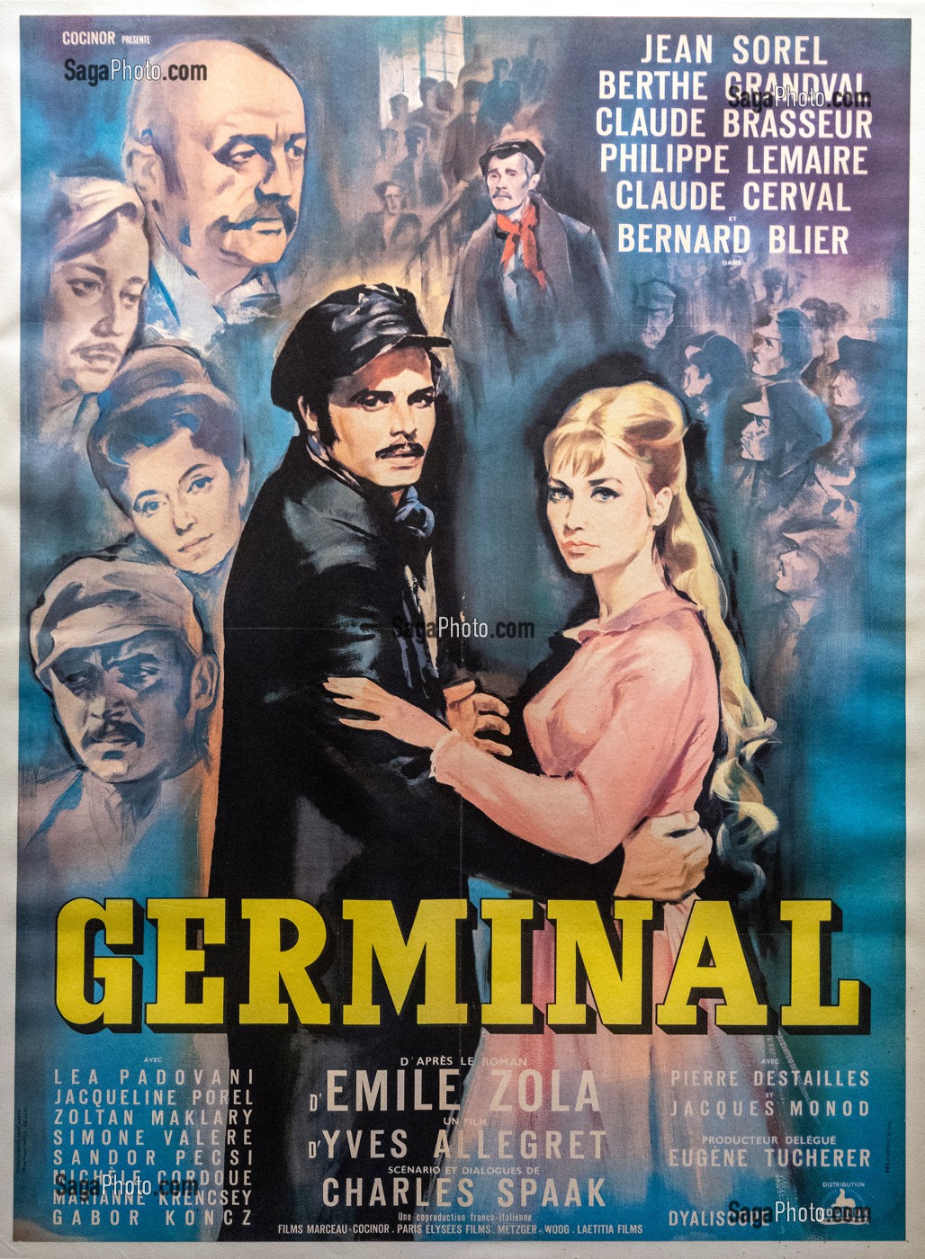 AFFICHE DU FILM GERMINAL D'APRES LE ROMAN D'EMILE ZOLA SUR LA VIE DES MINEURS, MUSEE DE LA MINE DU NORD-PAS DE CALAIS, CENTRE HISTORIQUE MINIER LEWARDE, NORD, FRANCE 