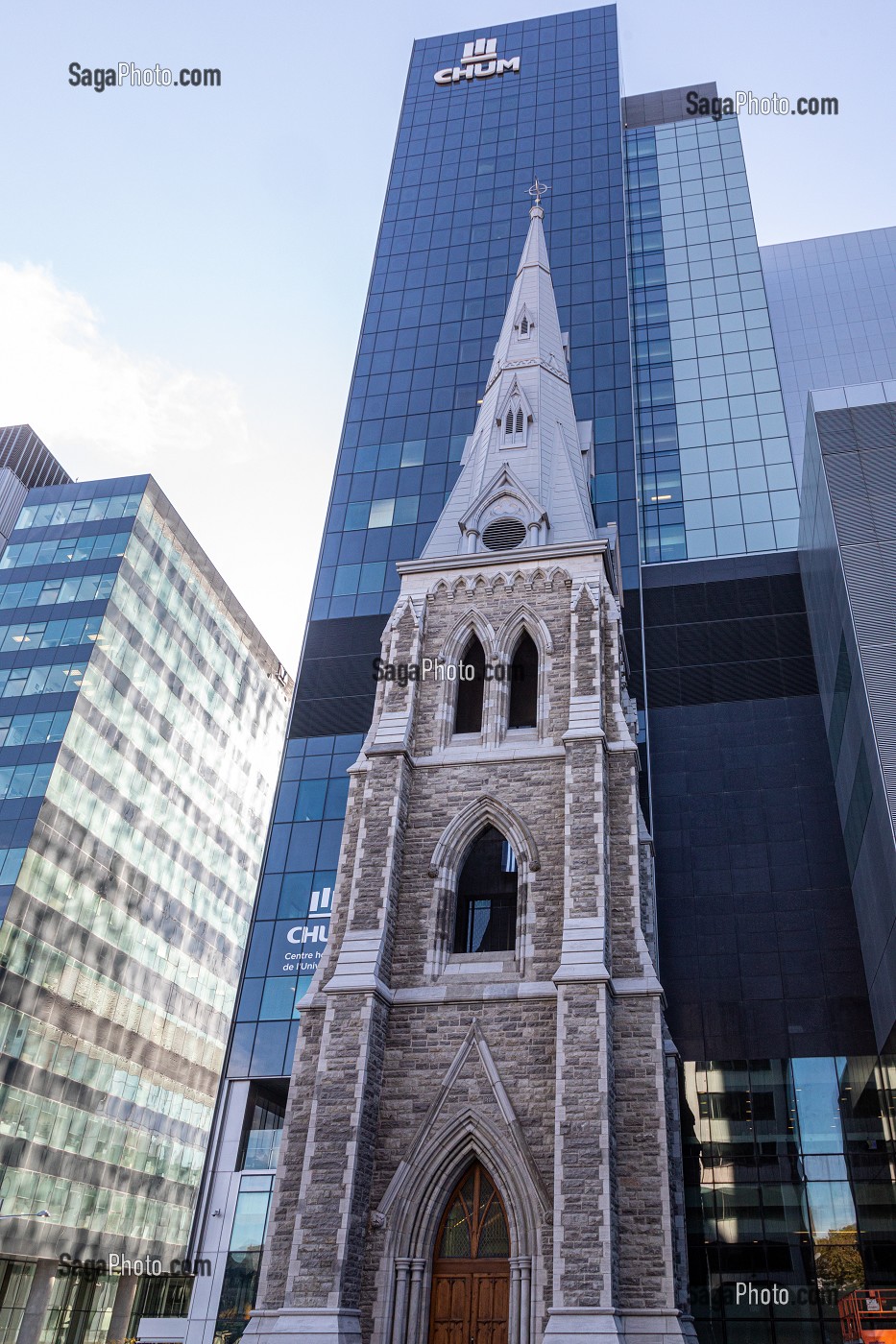 CLOCHER DE L'ANCIENNE EGLISE SAINT-SAUVEUR DERRIERE LE CHUM (CENTRE HOSPITALIER UNIVERSITAIRE), RUE SAINT-DENIS, MONTREAL, QUEBEC, CANADA 