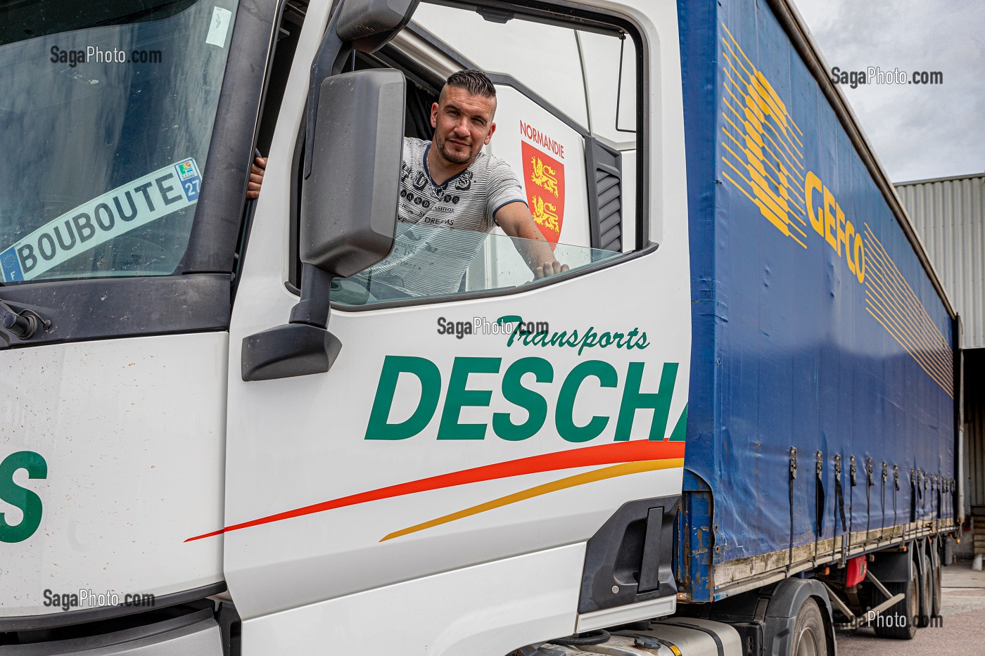 ANTOINE, TRANSPORTEUR, CONDUCTEUR POIDS LOURD, VERNEUIL-SUR-AVRE, EURE, NORMANDIE, FRANCE, EUROPE 