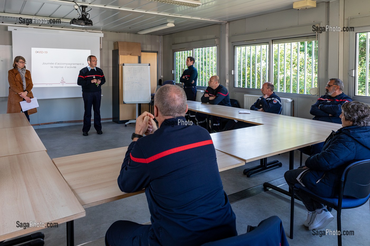 FORMATION D'ACCOMPAGNEMENT A LA REPRISE D'ACTIVITE AVEC LE DIRECTEUR DU SDIS27 EMMANUEL DUCOURET ET LA DRH, SERVICE DEPARTEMENTAL D'INCENDIE ET DE SECOURS DE L'EURE, EVREUX, FRANCE 