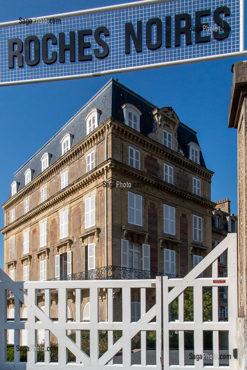 HOTEL DES ROCHES NOIRES OU SEJOURNA MARGUERITE DURAS, CLAUDE MONET, MARCEL PROUST, TROUVILLE-SUR-MER, NORMANDIE, FRANCE 