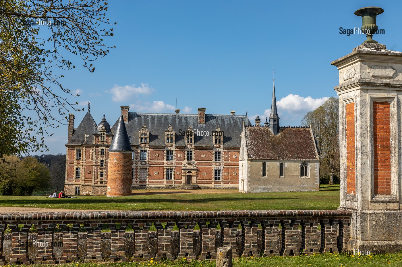 LYCEE AGRICOLE EDOUARD DE CHAMBRAY, MESNIL-SUR-ITON, EURE, NORMANDIE, FRANCE 