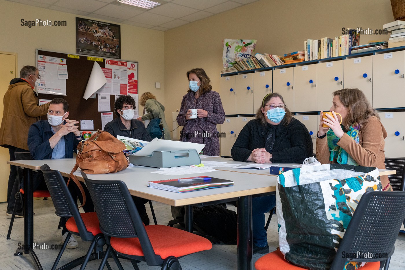 SALLE DES PROFESSEURS, COLLEGE DE RUGLES, RUGLES, EURE, NORMANDIE, FRANCE 