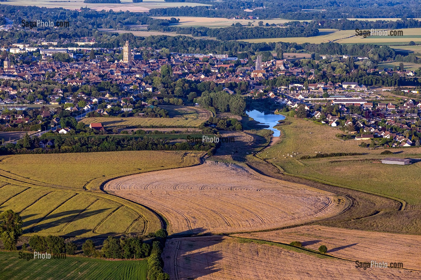 VILLE DE VERNEUIL D'AVRE-ET-D’ITON, EURE, NORMANDIE, FRANCE 