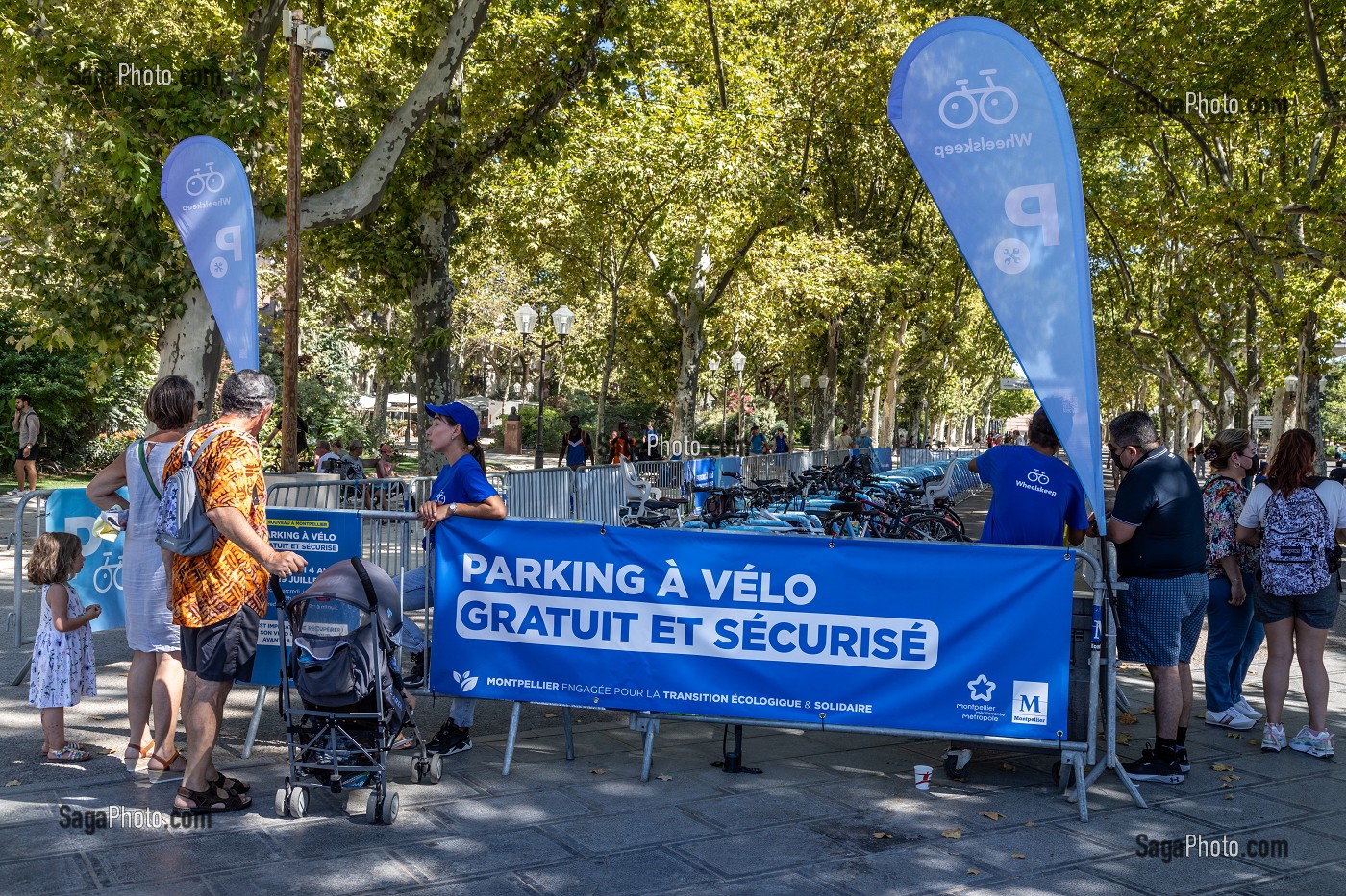 PARKING A VELO GRATUIT ET SECURISE MIS A DISPOSITION PAR LA VILLE POUR LA TRANSITION ECOLOGIQUE ET SOLIDAIRE, MONTPELLIER, HERAULT, OCCITANIE, FRANCE 