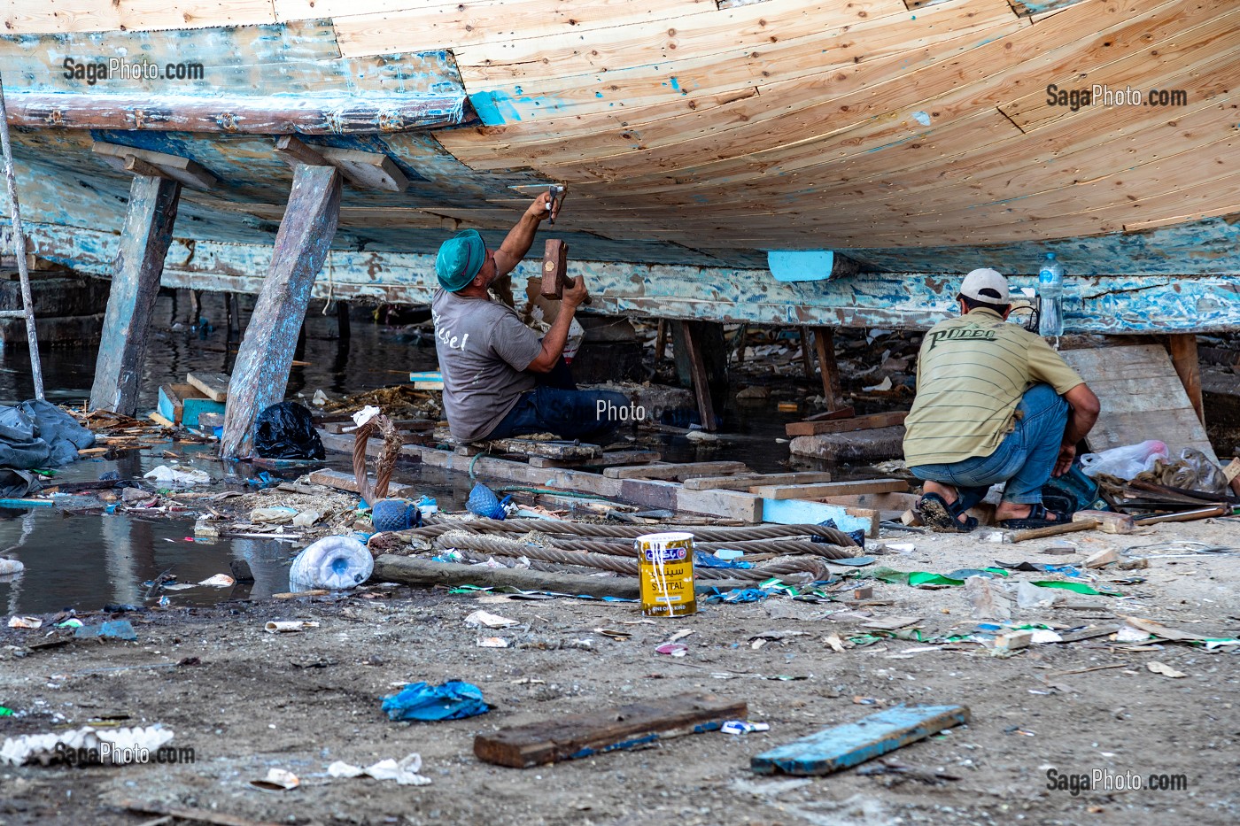 CHANTIERS NAVALS ET REPARATION DES BATEAUX SUR LA MARINA, HURGHADA, EGYPTE, AFRIQUE 