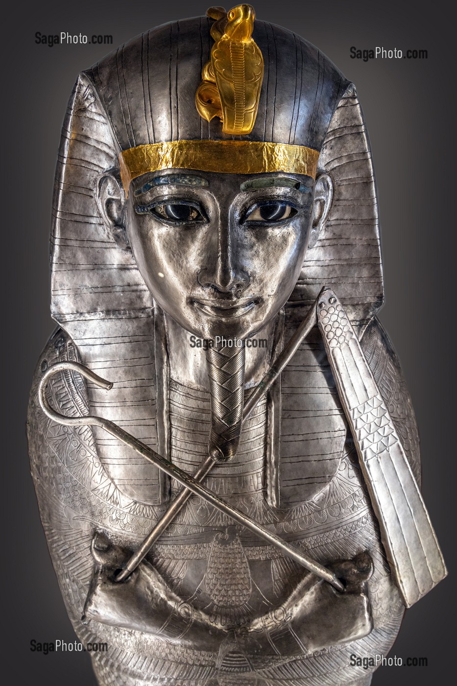 DETAIL DU SARCOPHAGE EN ARGENT MASSIF DE PSOUSENNES 1ER, MUSEE EGYPTIEN DU CAIRE CONSACRE A L'ANTIQUITE EGYPTIENNE, LE CAIRE, EGYPTE, AFRIQUE 
