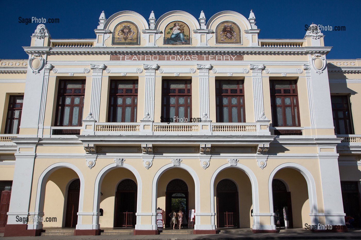 THEATRE TOMAS TERRY, PLACE DU PARQUE JOSE MARTI, CIENFUEGOS, ANCIENNE VILLE PORTUAIRE PEUPLEE PAR LES FRANCAIS AU 19EME SIECLE ET CLASSEE AU PATRIMOINE MONDIAL DE L'HUMANITE PAR L'UNESCO, CUBA, CARAIBES 