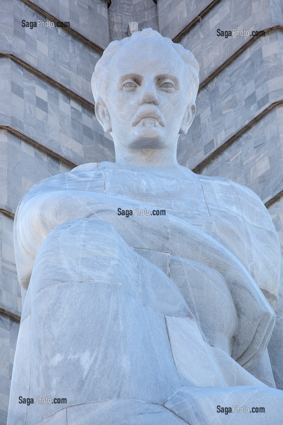 STATUE DE JOSE MARTI (1853-1895), HOMME POLITIQUE, PHILOSOPHE ET POETE CUBAIN, PLACE DE LA REVOLUTION, PLAZA DE LA REVOLUCION, LA HAVANE, CUBA, CARAIBES 