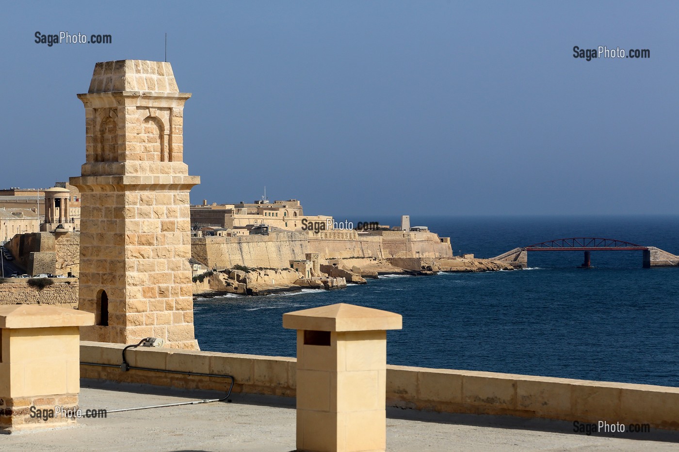 FORT SANT ANGELO, FORT SAINT ANGE, BIRGU, VITTORIOSA, PONT BRISE LAMES ET FORT SANT ELMO, FORT SAINT ELME SUR L'AUTRE RIVE, LA VALETTE, MALTE 