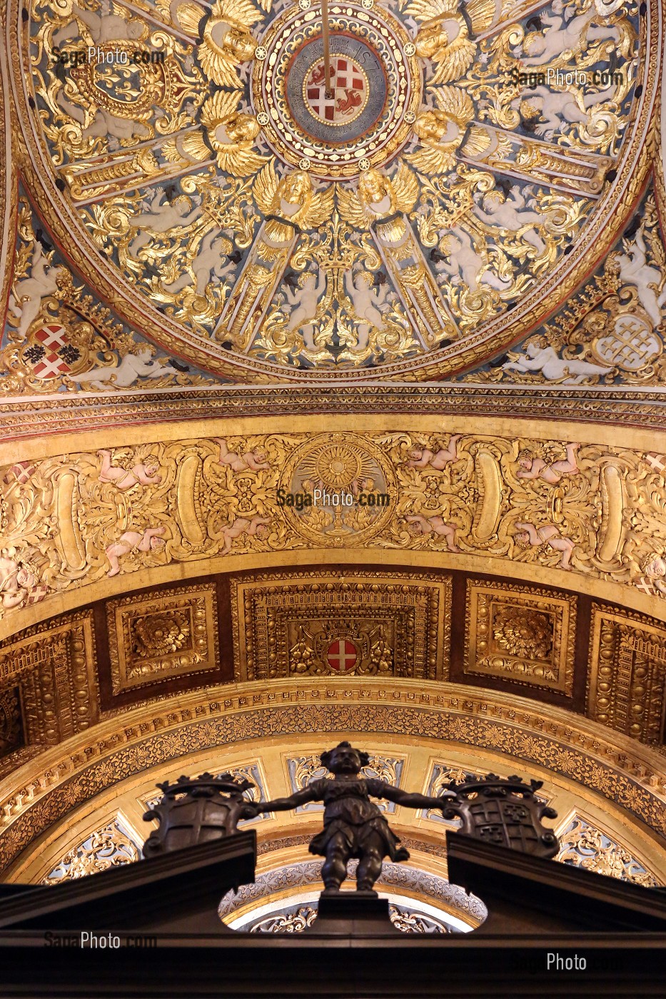PLAFOND DE LA CHAPELLE DE LA LANGUE ANGLO BAVAROISE, CO CATHEDRALE SAINT JEAN, LA VALETTE, MALTE 