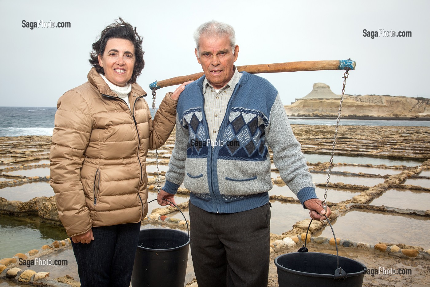 SAUNIERS, EMMANUEL CINI ET JOSEPHINE XUEREB, SALINES DE XWEJNI, ILE DE GOZO, MALTE 