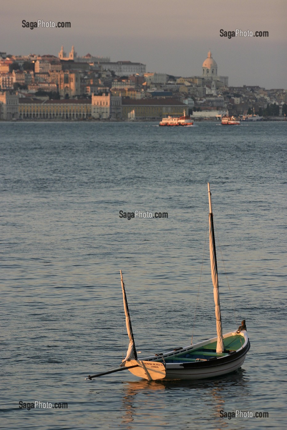 RIVES DU TAGE, LISBONNE, PORTUGAL 