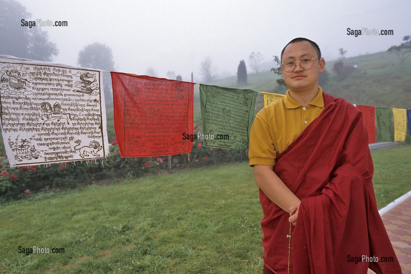 LAMA NAMDAK, CENTRE BOUDDHISTE, DACHANG VAJRADHARA-LING, CENTRE D'ETUDE ET DE PRATIQUE DU BOUDDHISME TIBETAIN, DOMAINE DU CHATEAU D'OSMONT, AUBRY LE PANTHOU 
