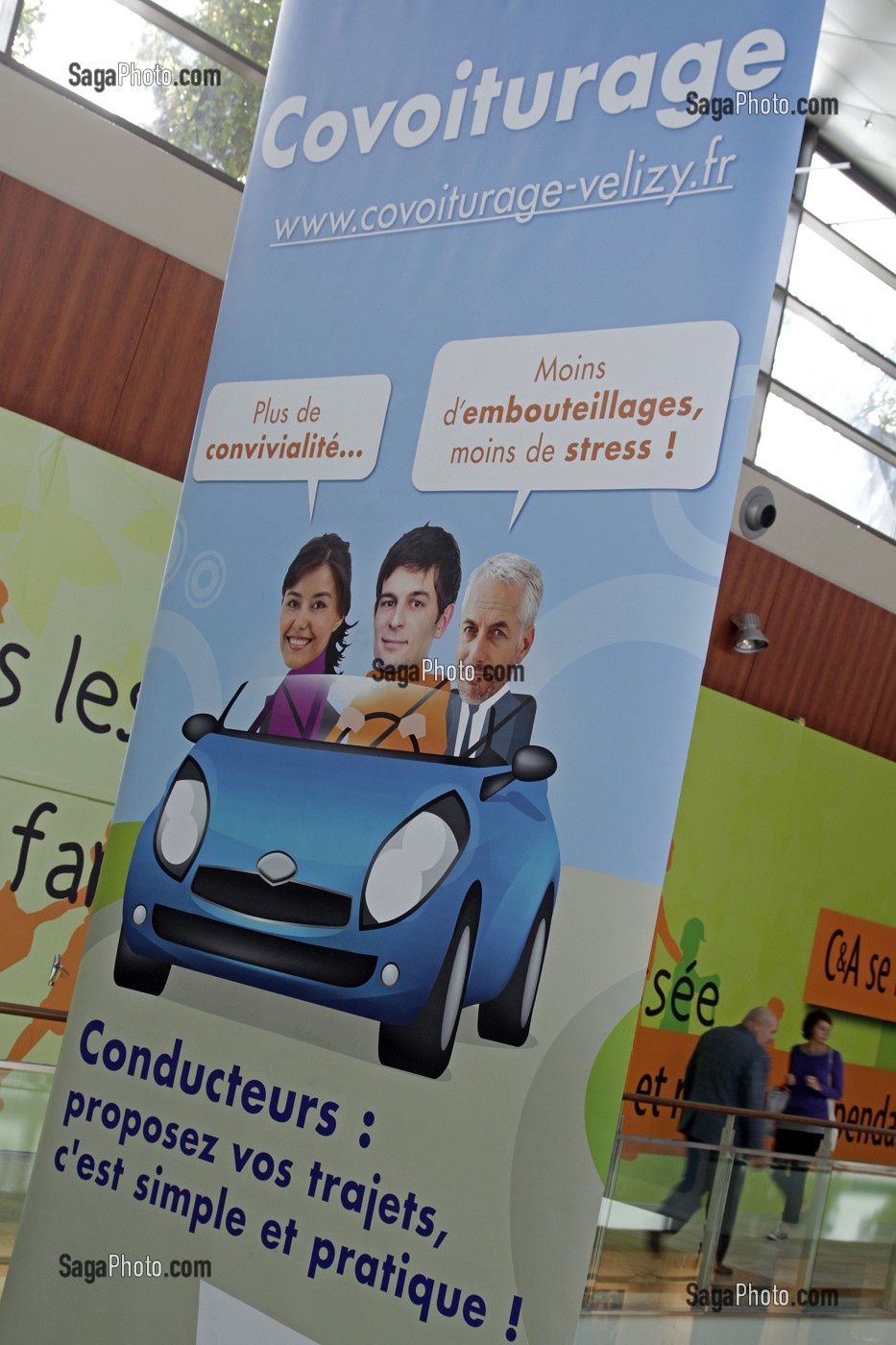 CAMPAGNE DE SENSIBILISATION AU COVOITURAGE EN REGION PARISIENNE DANS LE CADRE DE LA SEMAINE DE LA MOBILITE, VILLE DE VELIZY VILLACOUBLAY (78) 