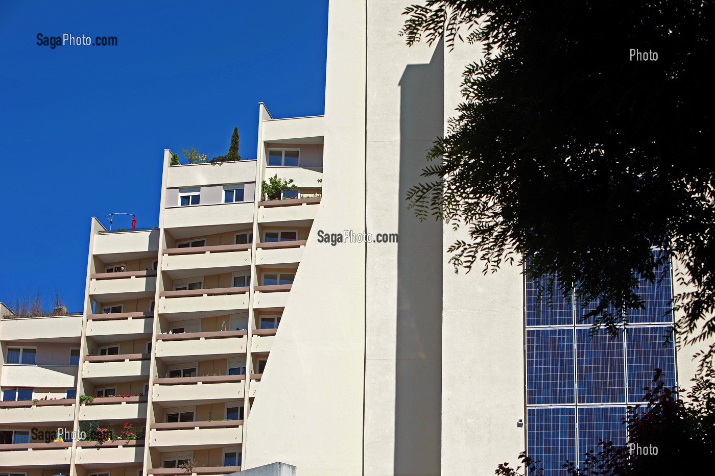 ENERGIE RENOUVELABLE, ECONOMIE D'ENERGIE, FRANCE 