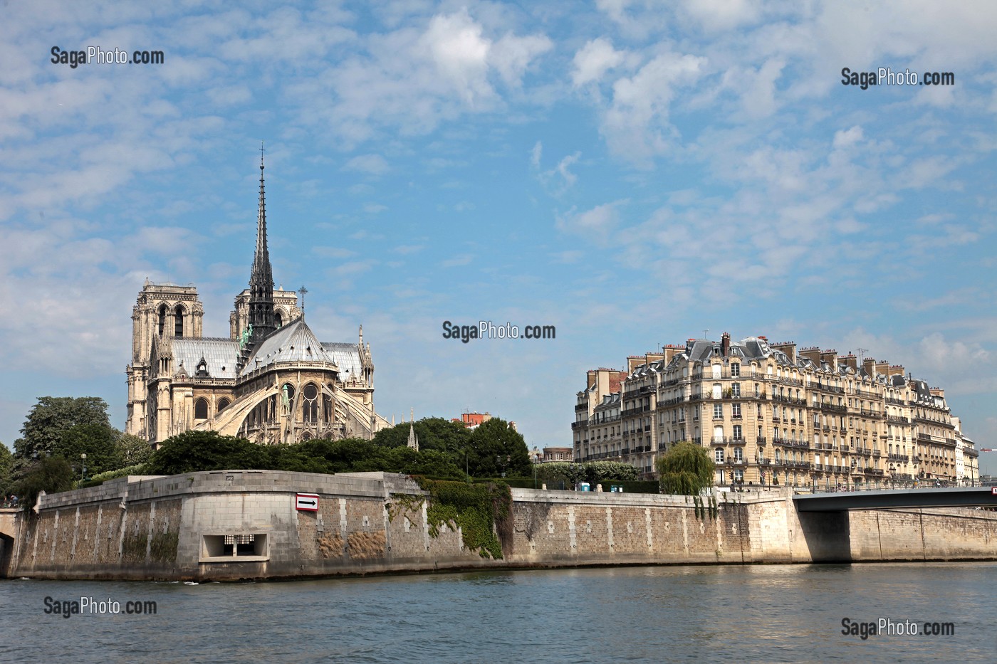 MONUMENTS DE PARIS, FRANCE 