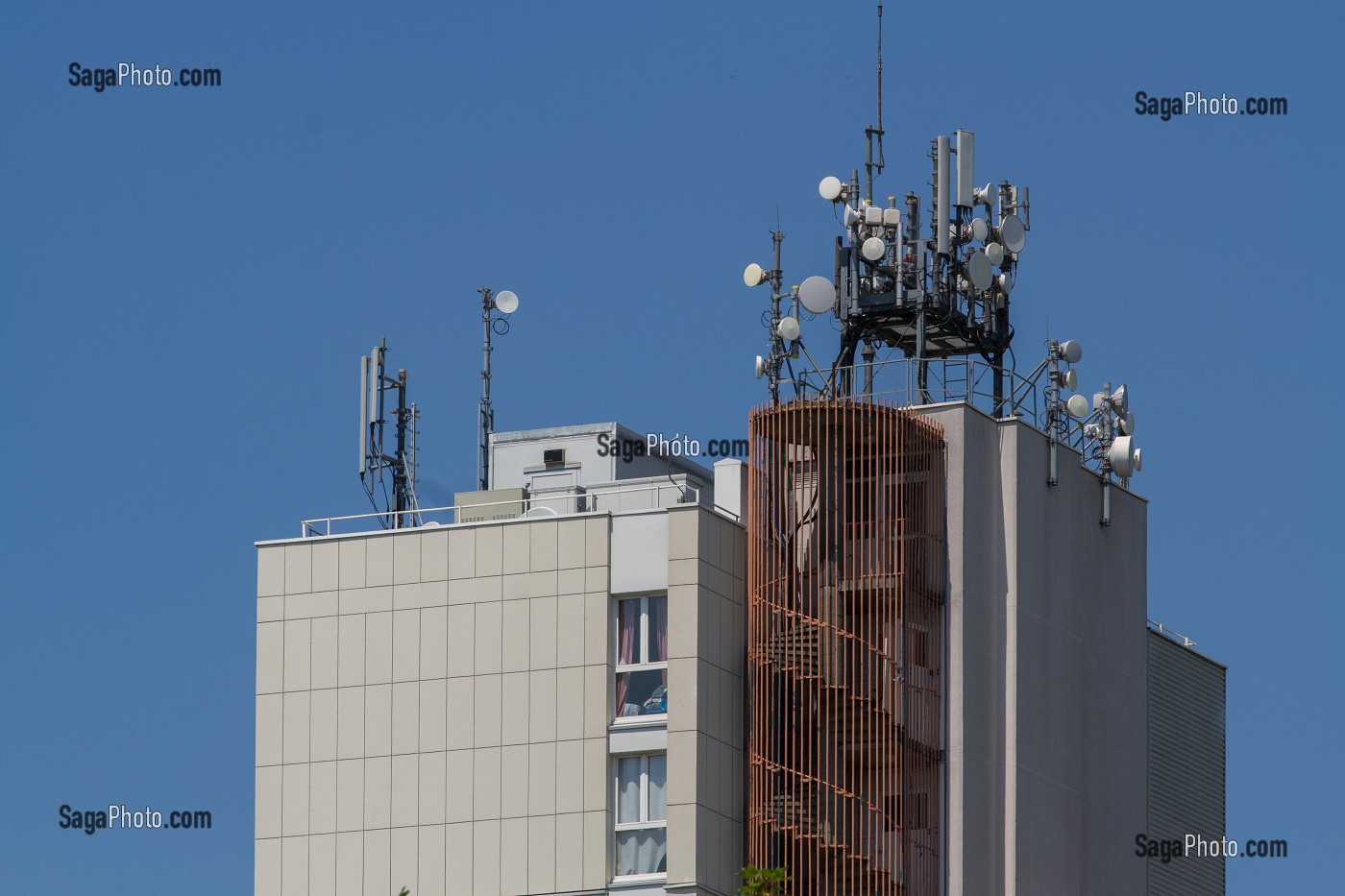ANTENNES RELAIS TELEPHONIQUES 